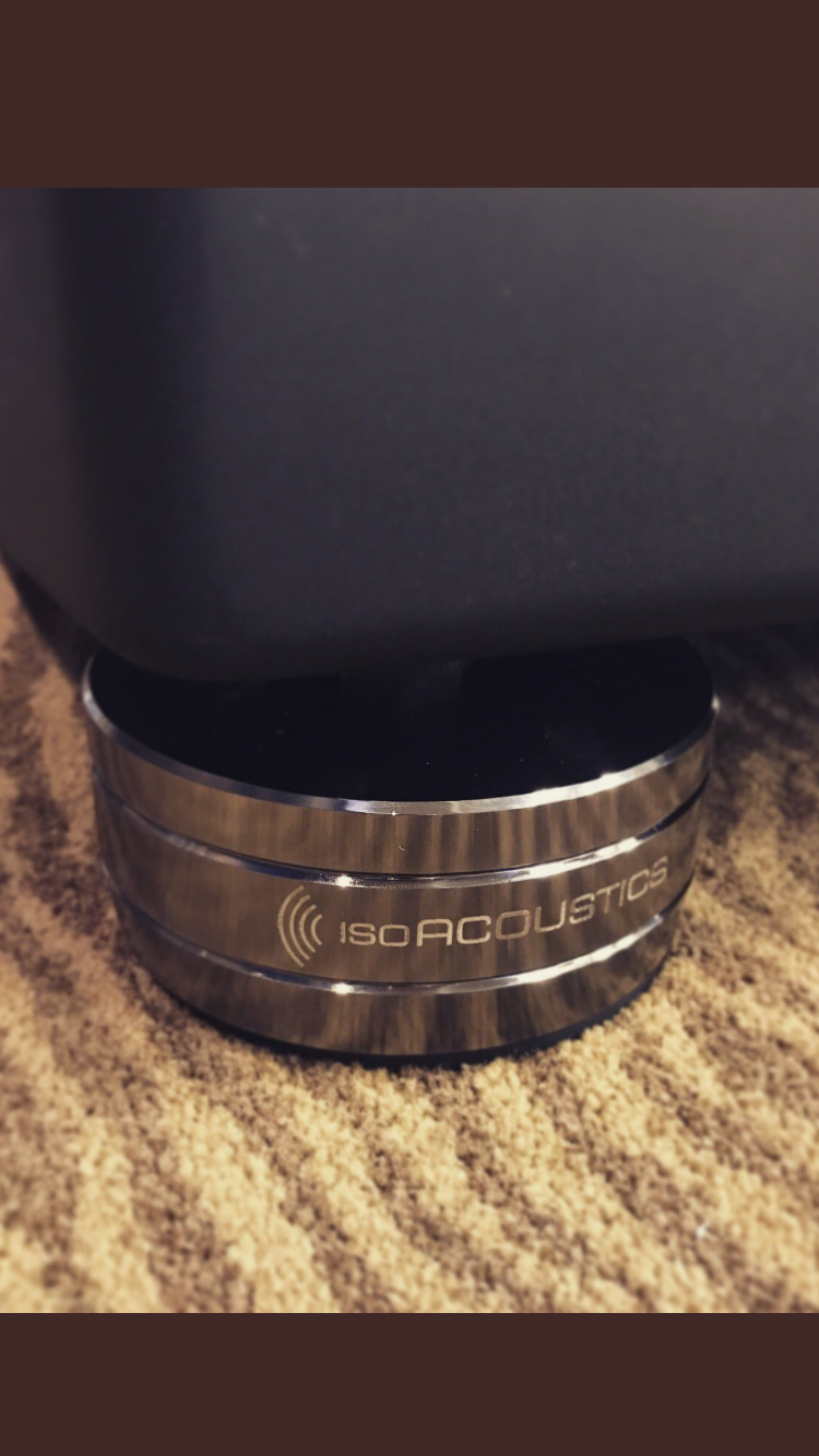 IsoAcoustics GAIA TITAN THEIS (Set/4)